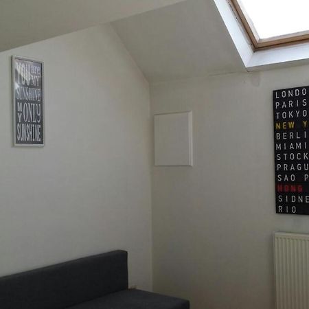 Central Duplex Sleeps 4 Brussel Buitenkant foto