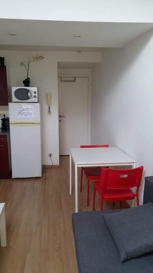 Central Duplex Sleeps 4 Brussel Buitenkant foto